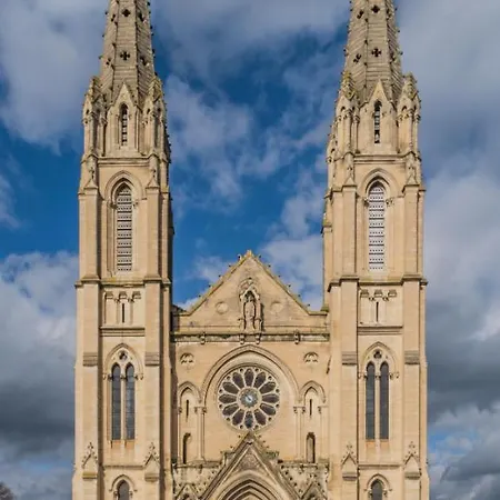 Le Des Carmes Apartment